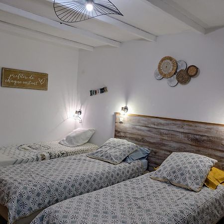 Gite Des Oliviers La Roque-sur-Ceze Room photo